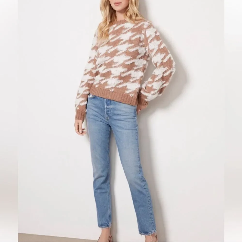 Line & Dot Houndstooth Pullover Sweater(Size Medium)